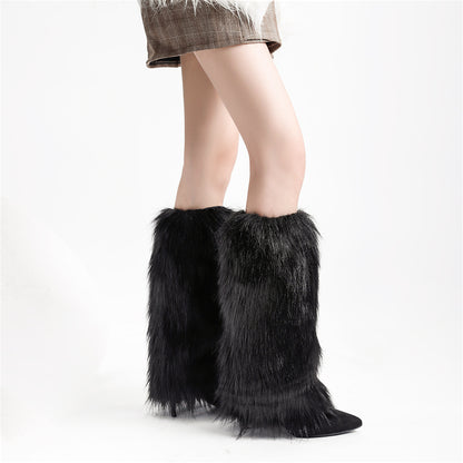 Two super comfortable women's over-the-knee boots that are a must-have for any outfit ❄️ | Plush fur and suede, perfect for creating a stylish winter look 🎁